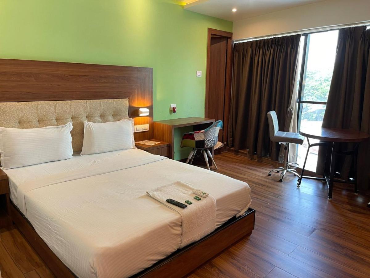 מומביי Hotel Byaris International By Bizzgrow Hotels מראה חיצוני תמונה