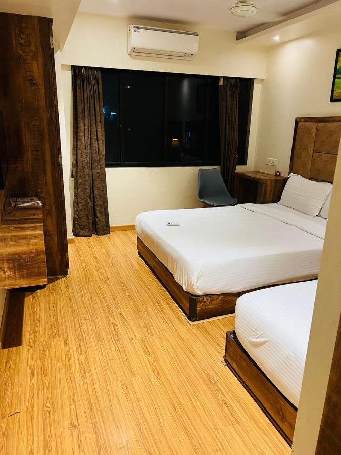 מומביי Hotel Byaris International By Bizzgrow Hotels מראה חיצוני תמונה